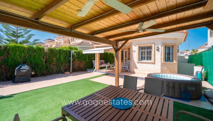 Te koop - Huis - Stadswoning - Guardamar del Segura - Guardamar del Segura Centro