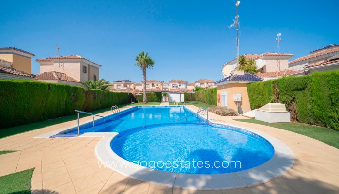 Te koop - Huis - Stadswoning - Guardamar del Segura - Guardamar del Segura Centro