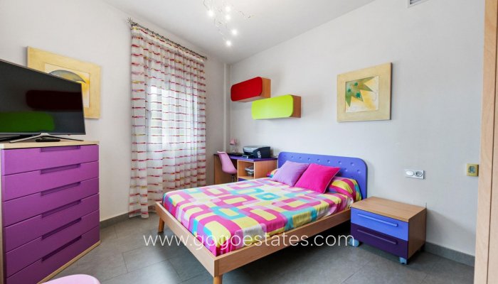 Te koop - Huis - Vrijstaande Villa - Rojales - Rojales Centro