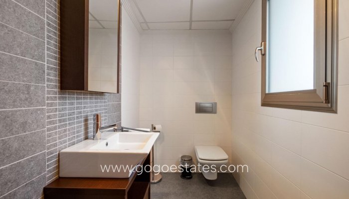 Te koop - Huis - Vrijstaande Villa - Rojales - Rojales Centro