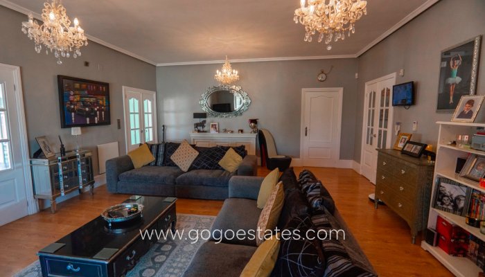 Te koop - Huis - Vrijstaande Villa - Almoradi - Heredades