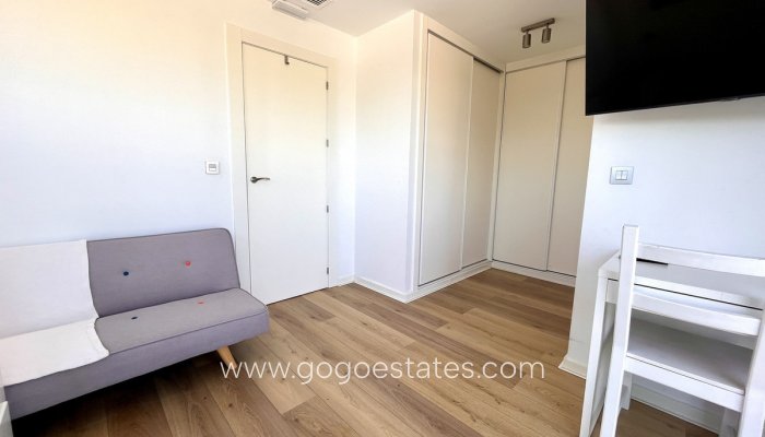 Te koop - Huis - Vrijstaande Villa - Pilar De La Horadada - Pilar de la Horadada Centro