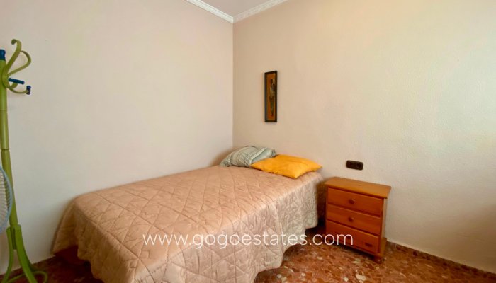 Te koop - Appartement - Appartement op de middelste verdieping - Torrevieja - Playa del Cura