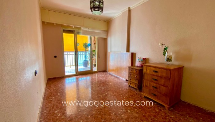 Te koop - Appartement - Appartement op de middelste verdieping - Torrevieja - Playa del Cura