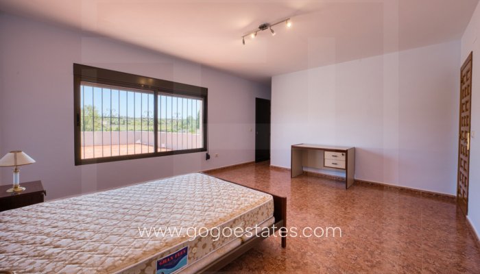 Te koop - Huis - Finca - Cortijo - Teulada - Teulada Centro