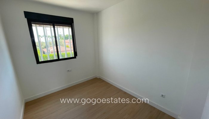 Te koop - Huis - Bungalow - Daya Nueva - Daya Nueva Centro