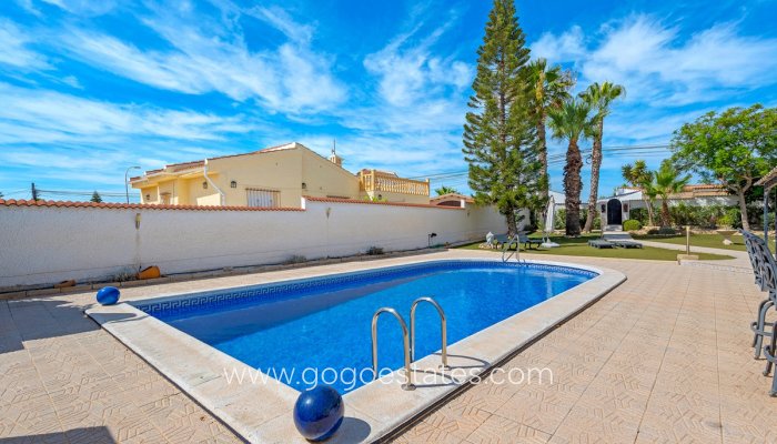 Te koop - Huis - Vrijstaande Villa - Rojales - Ciudad Quesada