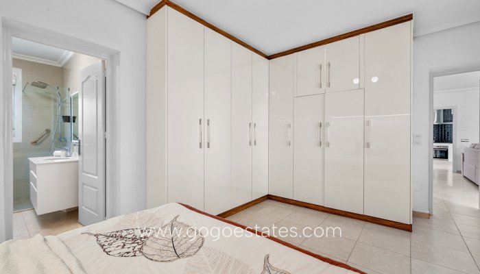 Te koop - Huis - Vrijstaande Villa - Rojales - Ciudad Quesada