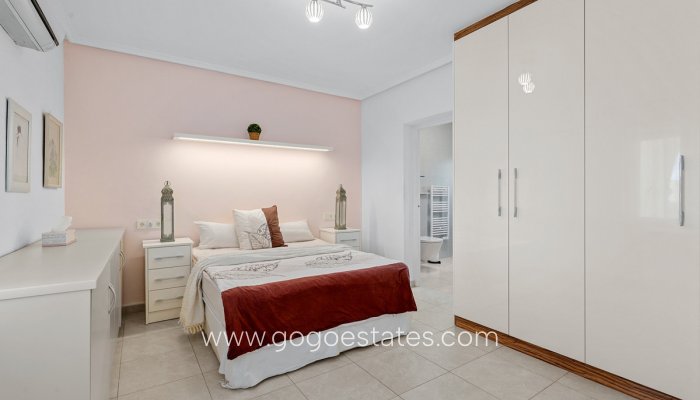 Te koop - Huis - Vrijstaande Villa - Rojales - Ciudad Quesada