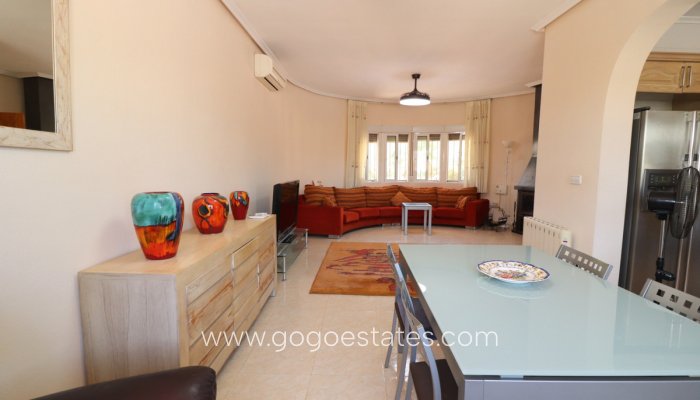 Te koop - Huis - Vrijstaande Villa - Catral - Catral Centro