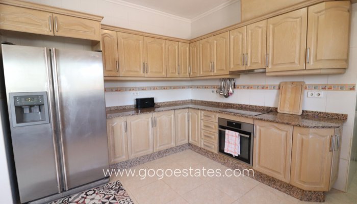 Te koop - Huis - Vrijstaande Villa - Catral - Catral Centro