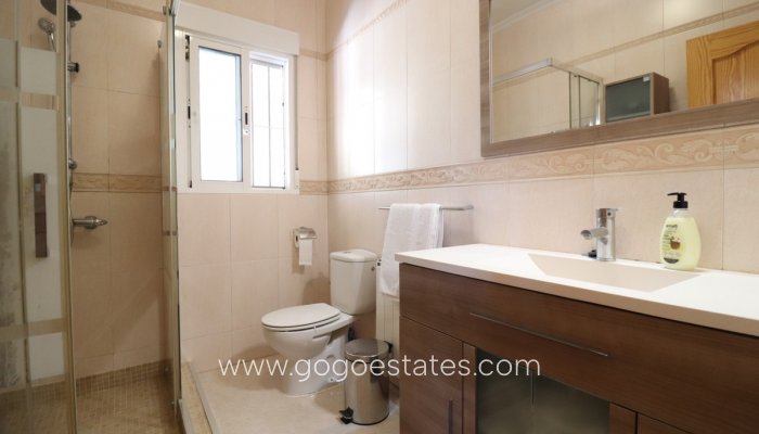 Te koop - Huis - Vrijstaande Villa - Catral - Catral Centro