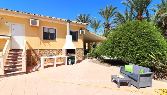 Te koop - Huis - Vrijstaande Villa - Catral - Catral Centro