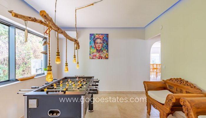 Te koop - Huis - Vrijstaande Villa - Teulada - Moraira