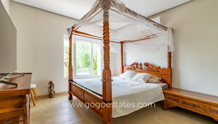 Te koop - Huis - Vrijstaande Villa - Teulada - Moraira