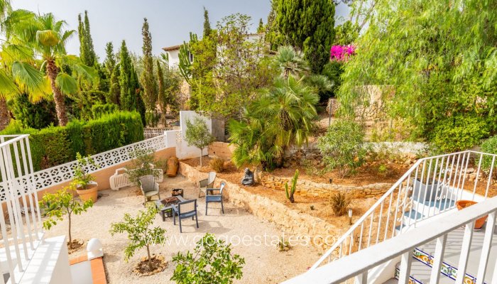 Te koop - Huis - Vrijstaande Villa - Teulada - Moraira