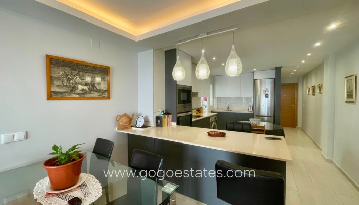 Te koop - Appartement - Appartement op de middelste verdieping - Torrevieja - Playa del Cura