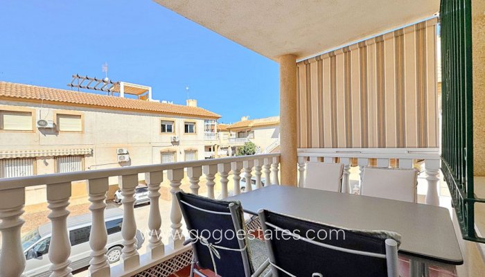 Te koop - Appartement - Appartement op de middelste verdieping - Orihuela - La Zenia