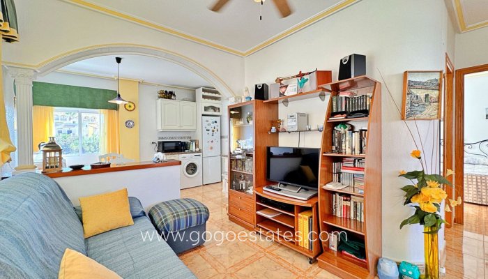 Te koop - Appartement - Appartement op de middelste verdieping - Orihuela - La Zenia