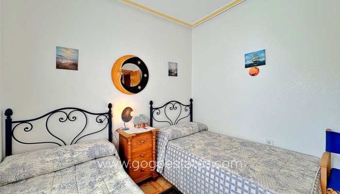 Te koop - Appartement - Appartement op de middelste verdieping - Orihuela - La Zenia