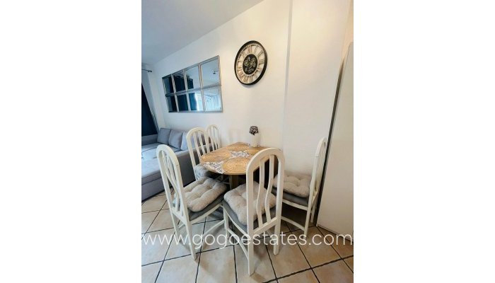 Te koop - Appartement - Appartement op de middelste verdieping - Torrevieja - Torrevieja Centro