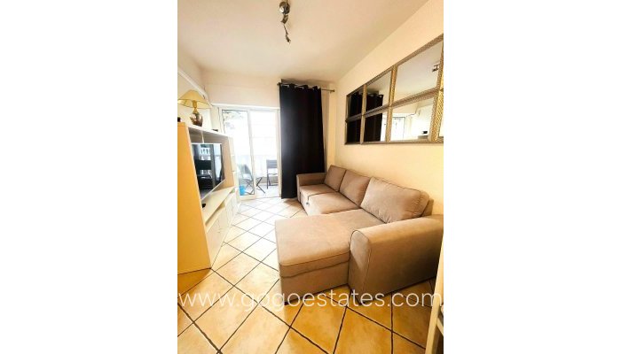 Te koop - Appartement - Appartement op de middelste verdieping - Torrevieja - Torrevieja Centro