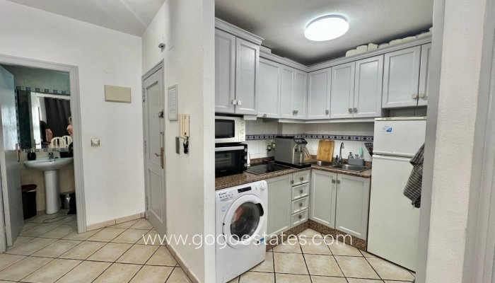 Te koop - Appartement - Appartement op de middelste verdieping - Torrevieja - Torrevieja Centro