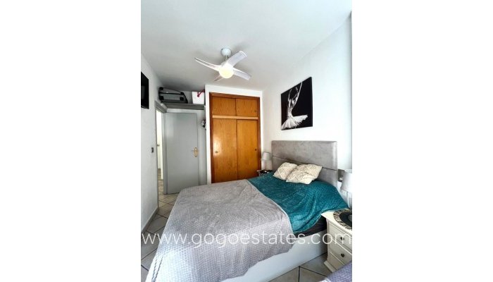 Te koop - Appartement - Appartement op de middelste verdieping - Torrevieja - Torrevieja Centro