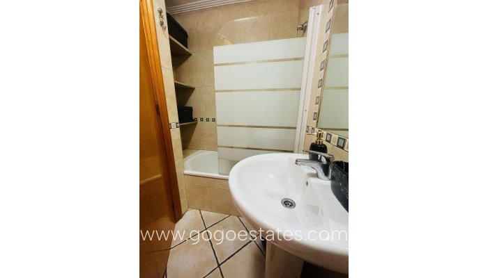 Te koop - Appartement - Appartement op de middelste verdieping - Torrevieja - Torrevieja Centro