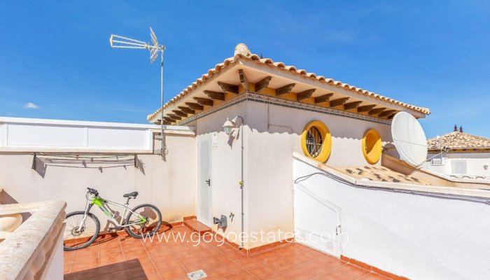 Te koop - Huis - Halfvrijstaande woning - Orihuela - Orihuela Centro