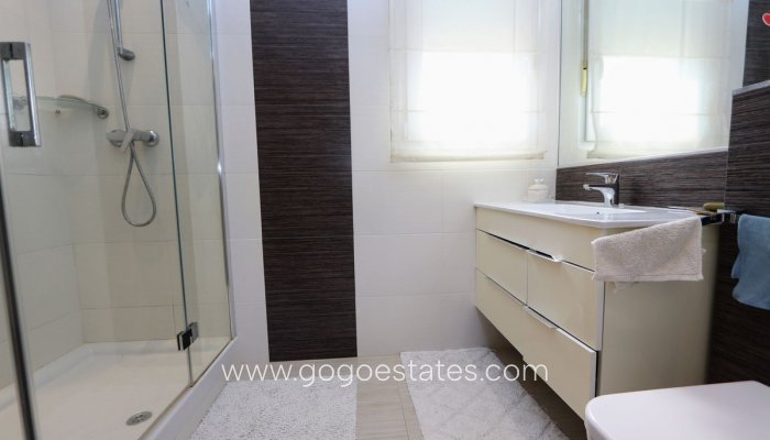 Revente - Maison - Maison mitoyenne - Torrevieja - Torrevieja Centro