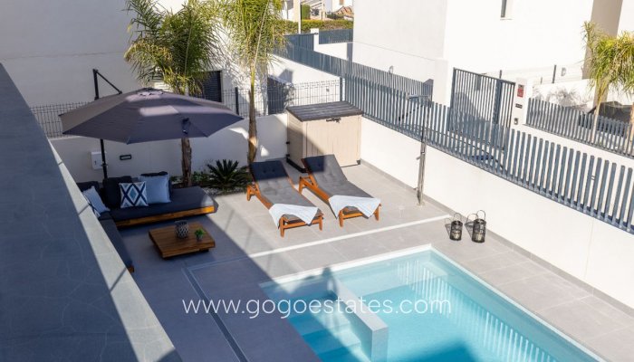 Te koop - Huis - Vrijstaande Villa - Algorfa - La finca golf