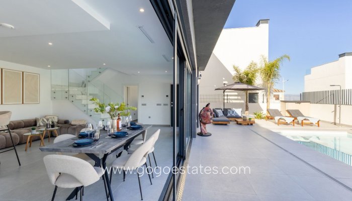 Te koop - Huis - Vrijstaande Villa - Algorfa - La finca golf