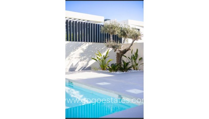 Te koop - Huis - Vrijstaande Villa - Algorfa - La finca golf