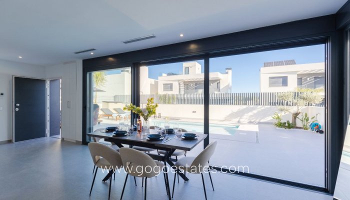 Te koop - Huis - Vrijstaande Villa - Algorfa - La finca golf