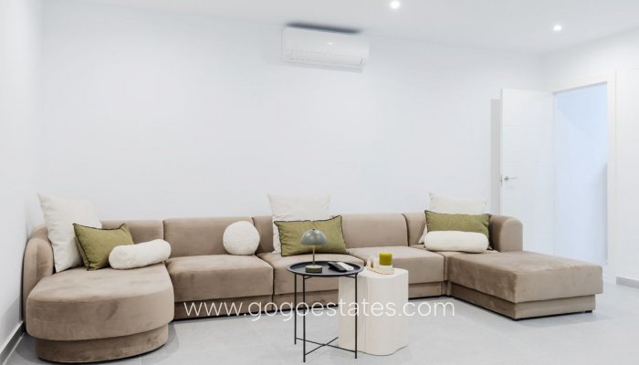 Te koop - Huis - Vrijstaande Villa - Algorfa - La finca golf