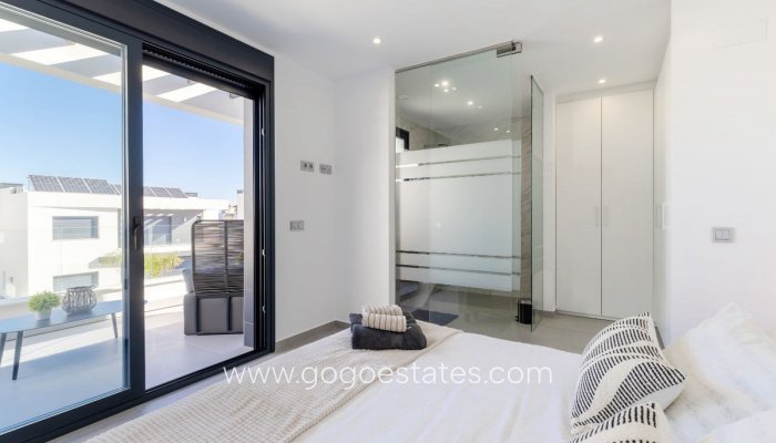 Te koop - Huis - Vrijstaande Villa - Algorfa - La finca golf