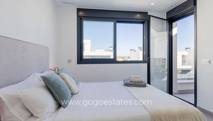 Te koop - Huis - Vrijstaande Villa - Algorfa - La finca golf