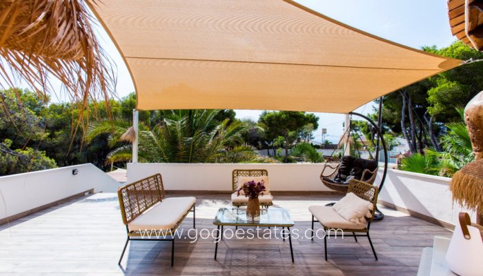 Te koop - Huis - Vrijstaande Villa - Benissa - La Fustera