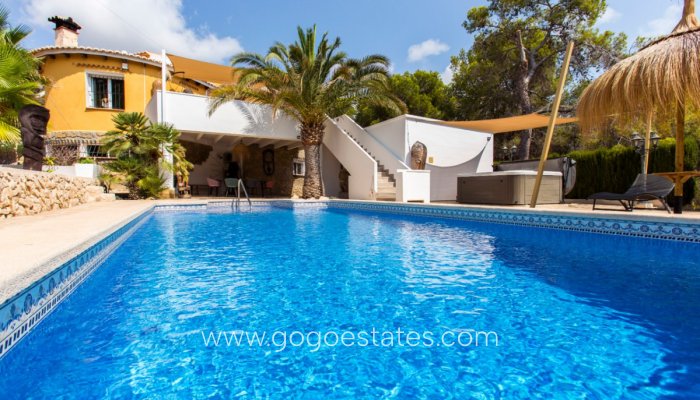 Te koop - Huis - Vrijstaande Villa - Benissa - La Fustera