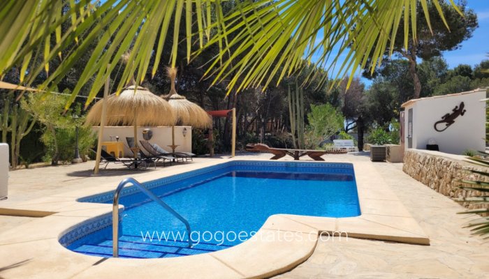 Te koop - Huis - Vrijstaande Villa - Benissa - La Fustera