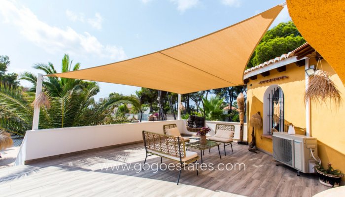 Te koop - Huis - Vrijstaande Villa - Benissa - La Fustera