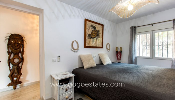 Te koop - Huis - Vrijstaande Villa - Benissa - La Fustera