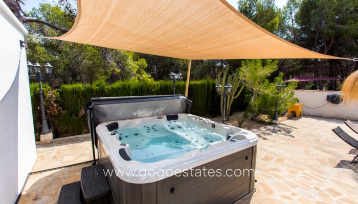 Te koop - Huis - Vrijstaande Villa - Benissa - La Fustera