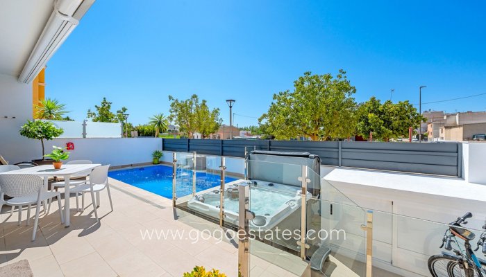 Te koop - Huis - Stadswoning - Formentera de Segura - Formentera Del Segura