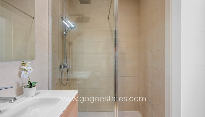 Te koop - Huis - Stadswoning - Formentera de Segura - Formentera Del Segura