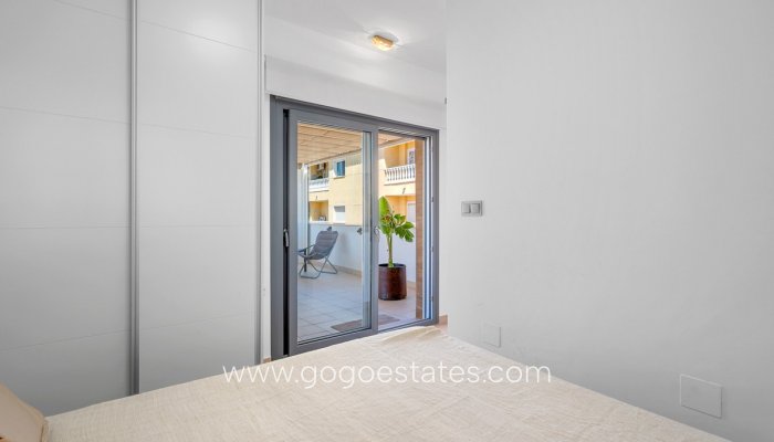 Te koop - Huis - Stadswoning - Formentera de Segura - Formentera Del Segura