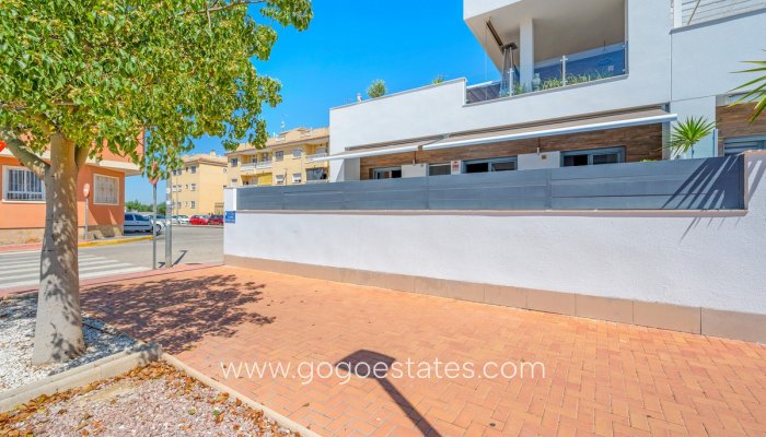 Te koop - Huis - Stadswoning - Formentera de Segura - Formentera Del Segura