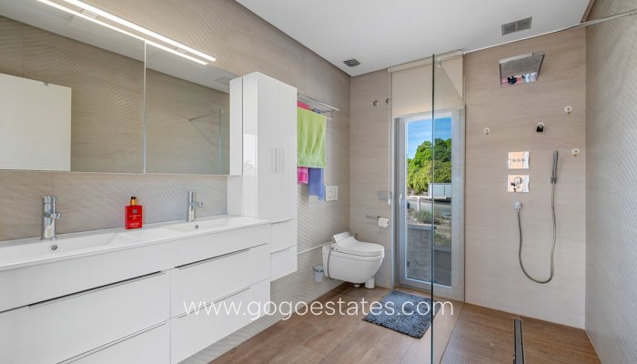 Te koop - Huis - Vrijstaande Villa - Benijofar