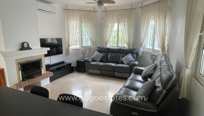 Te koop - Huis - Vrijstaande Villa - Orihuela - Playa Flamenca